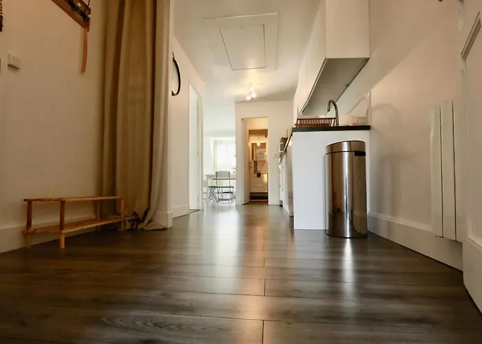 Appartement De L\'Hippodrome Avec Deux Chambres